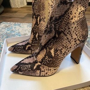 Jessica Simpson ( Briyanne boot ) size 10m Neutral
